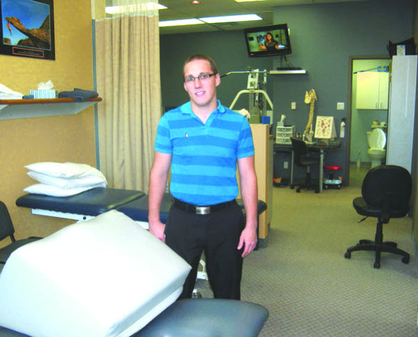 Physiothérapeute indépendant dans sa clinique de Laval Physiothérapeute indépendant dans sa clinique de Laval