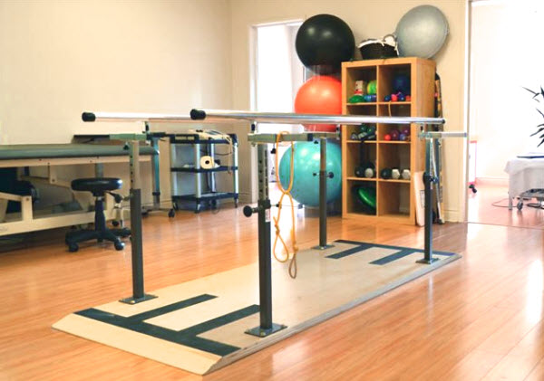 Salle d'exercices de physio à Laval Rive-Nord Salle d'exercices de physio à Laval Rive-Nord